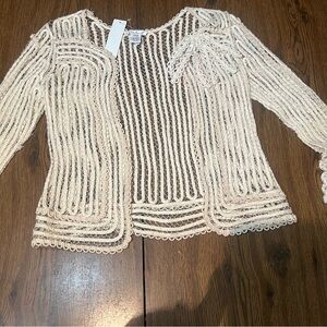 Women’s cream knit cardigan new with tags size Medium